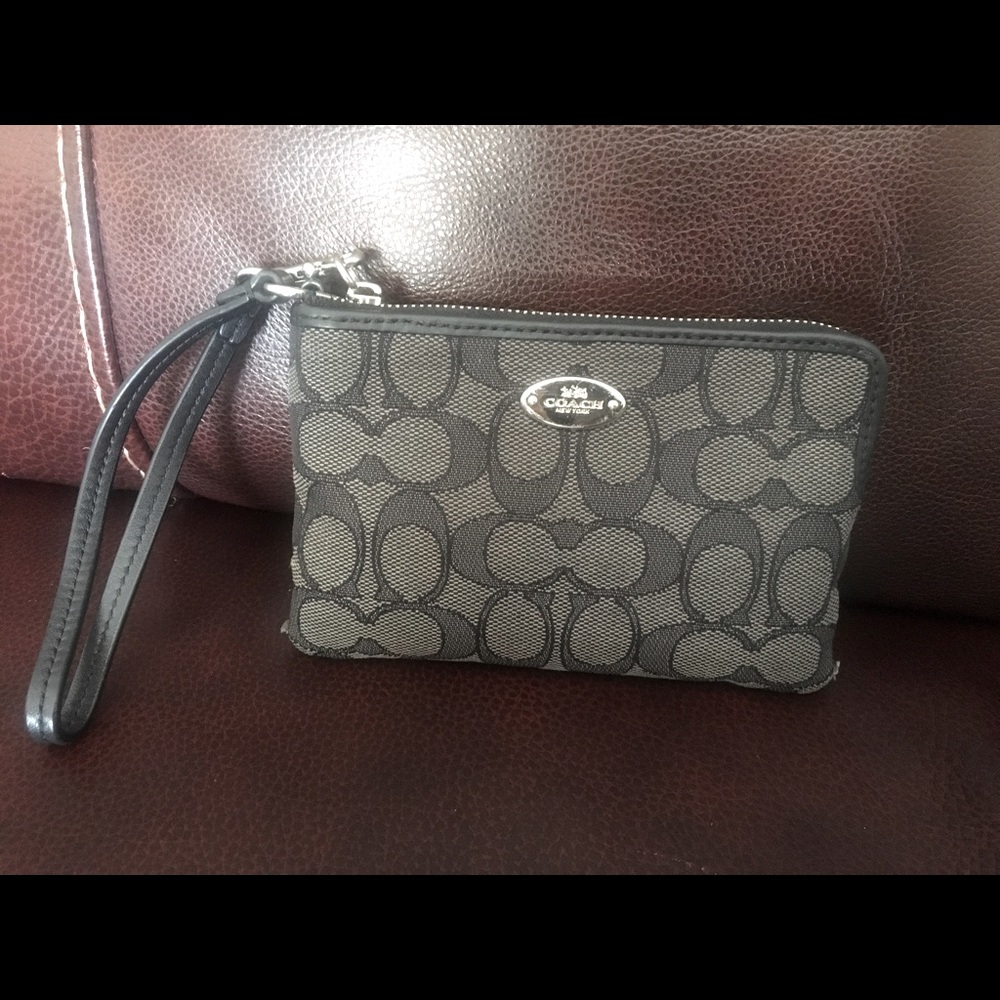 Authentic COACH wristlet